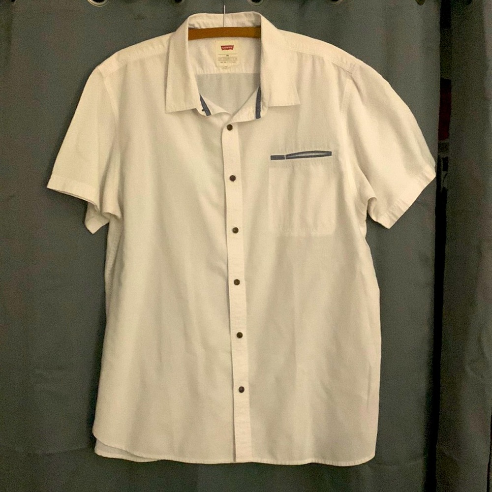 Levi Shirt